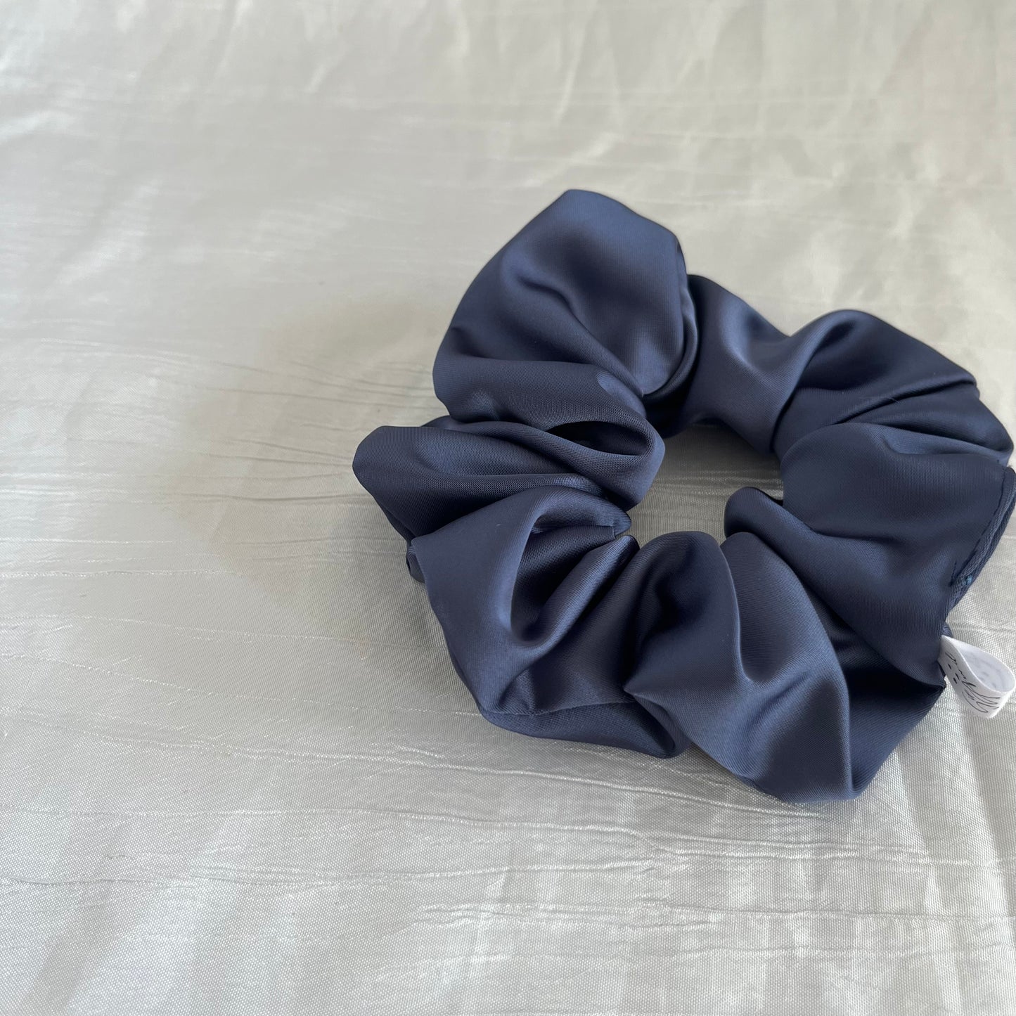 Chouchou Scrunchie en satin 1001 Nuits