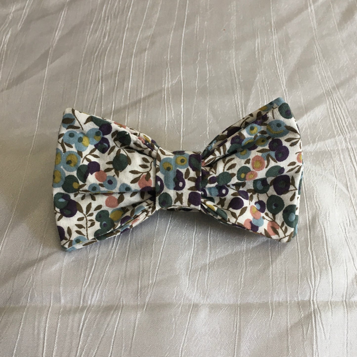 Noeud papillon liberty vert