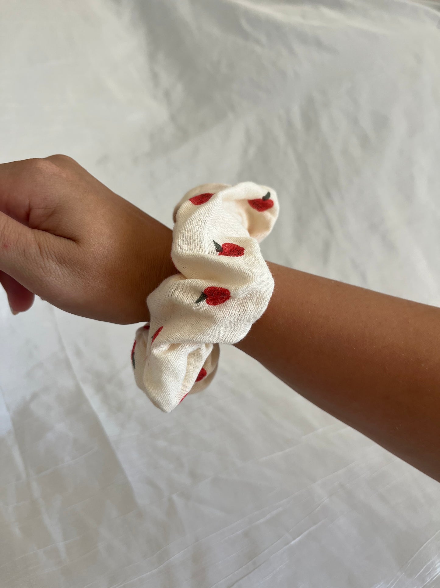 Chouchou Scrunchie en coton Pommes
