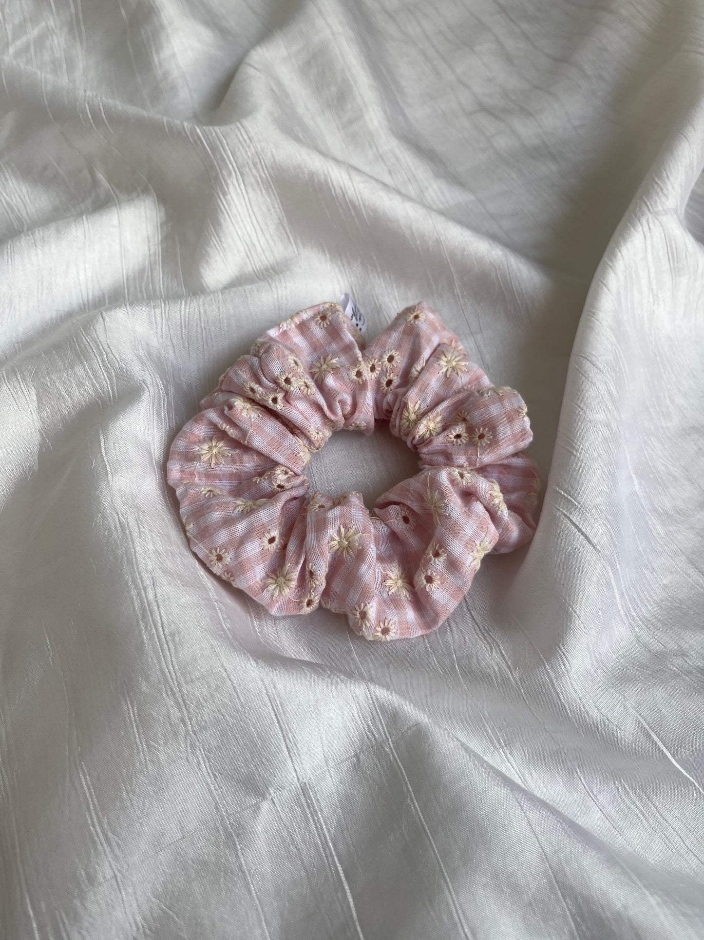 Chouchou Scrunchie en coton Vichy Brodé