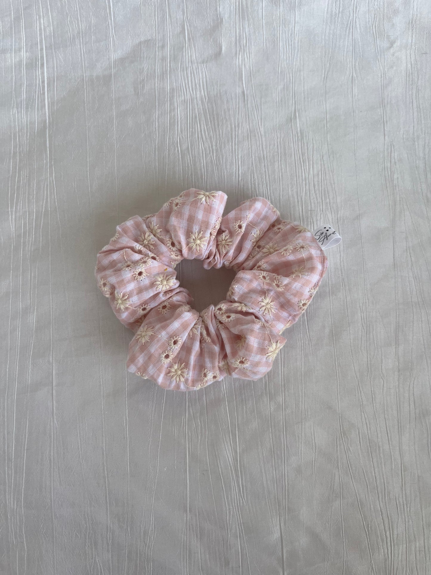 Chouchou Scrunchie en coton Vichy Brodé
