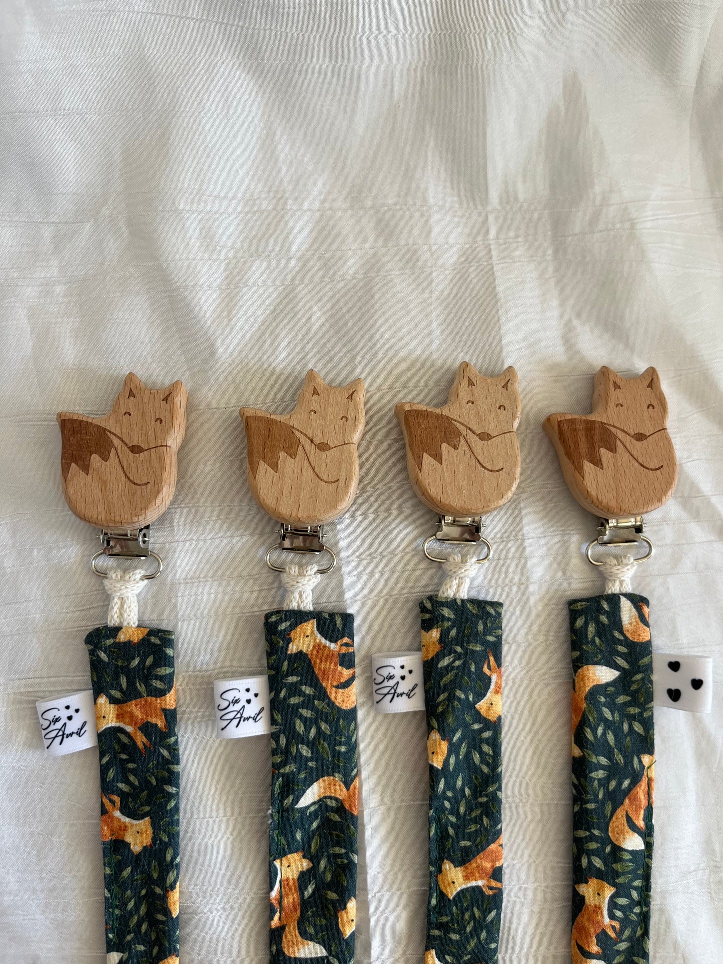 Attache tétine Renard