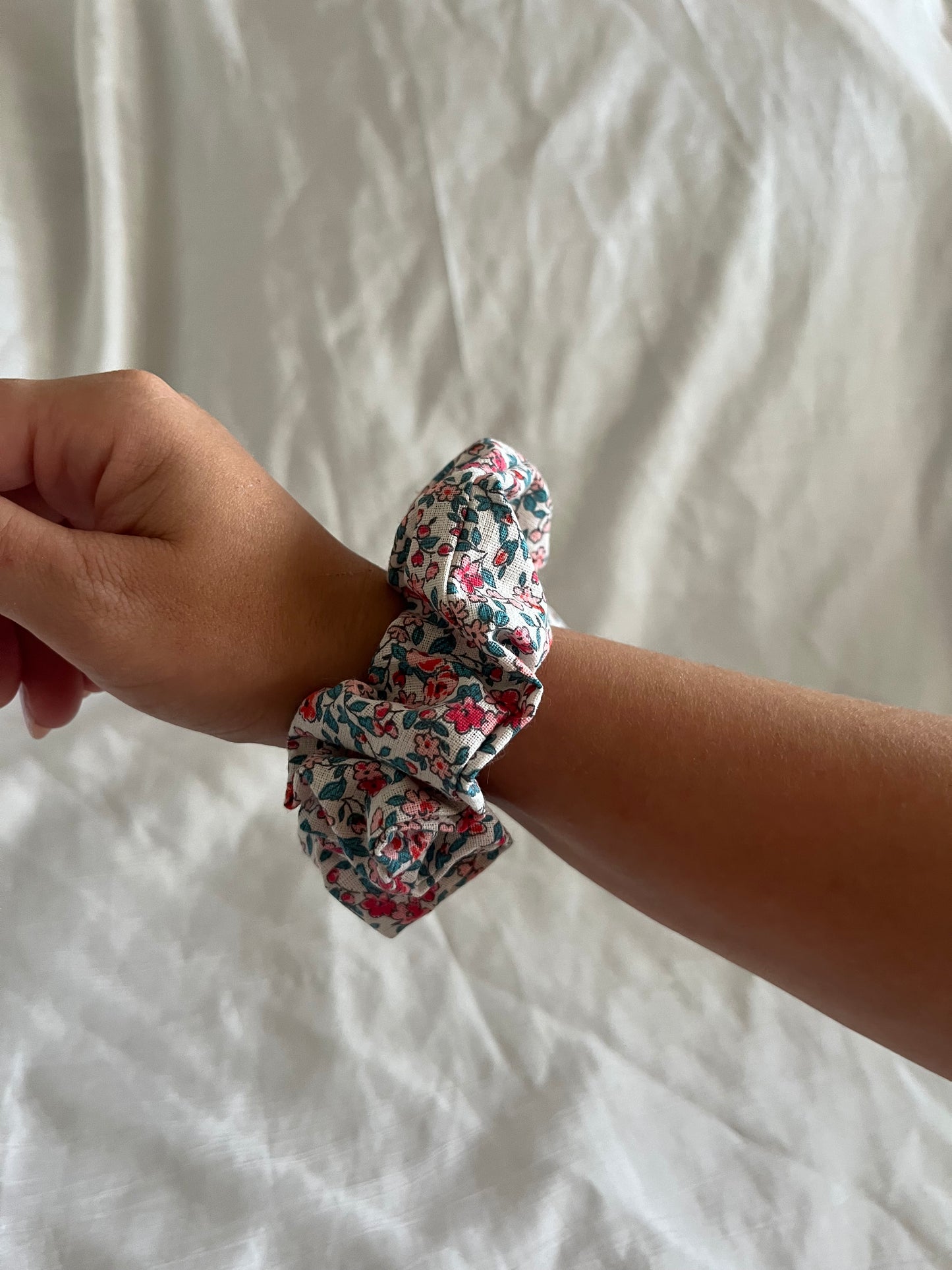 Chouchou Scrunchie en coton Petites fleurs