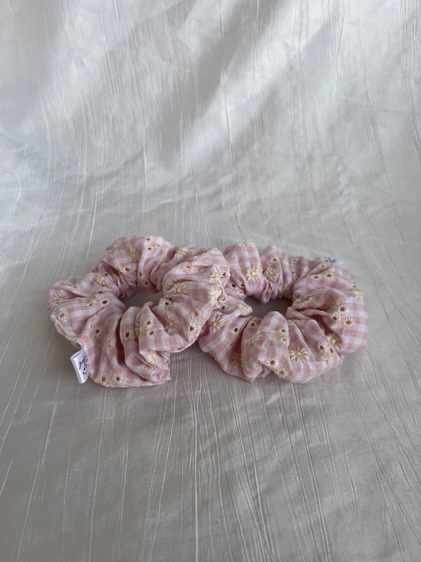 Chouchou Scrunchie en coton Vichy Brodé