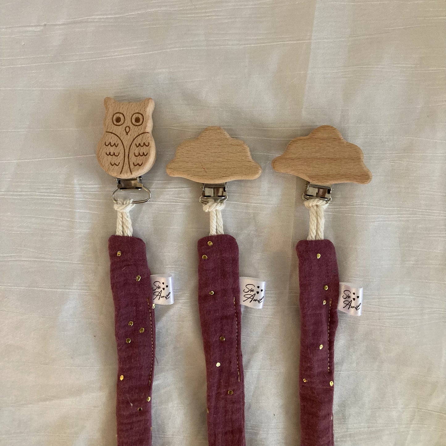 Attache tétine Violine