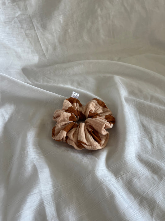 Chouchou Scrunchie en gaze Croissant 🥐