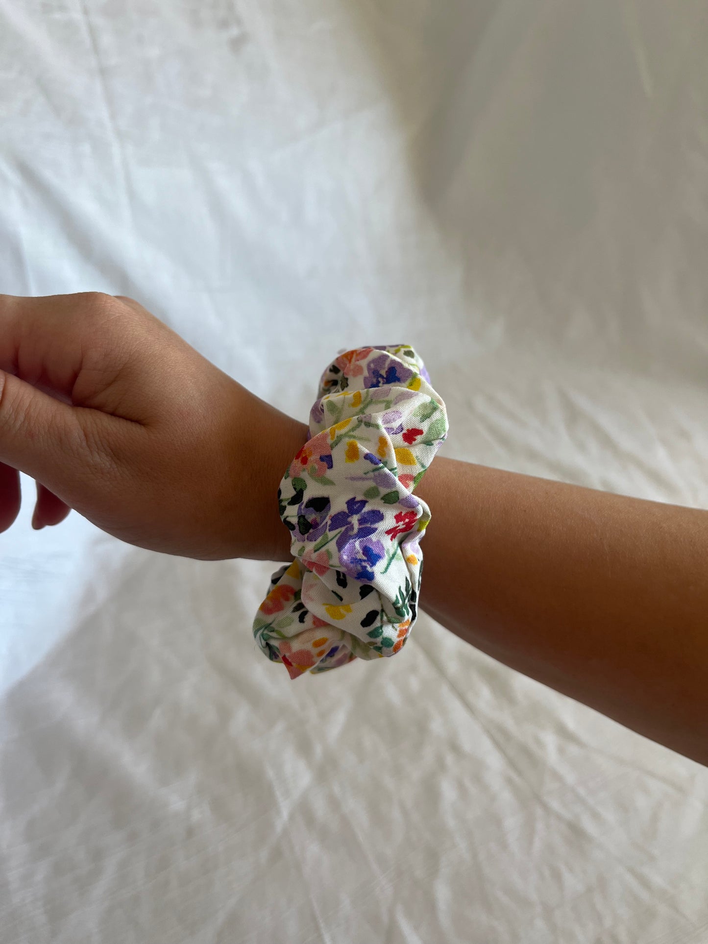 Chouchou Scrunchie en coton Aquarelle 🌱