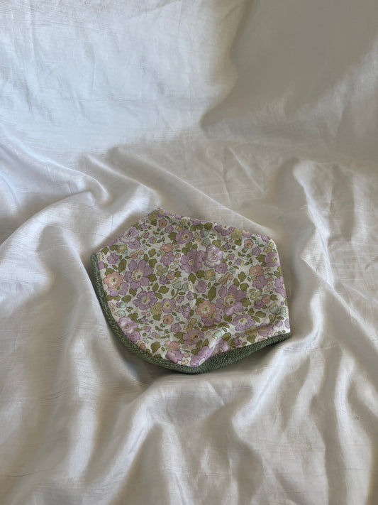 Bavoir Liberty Lilas 🌱