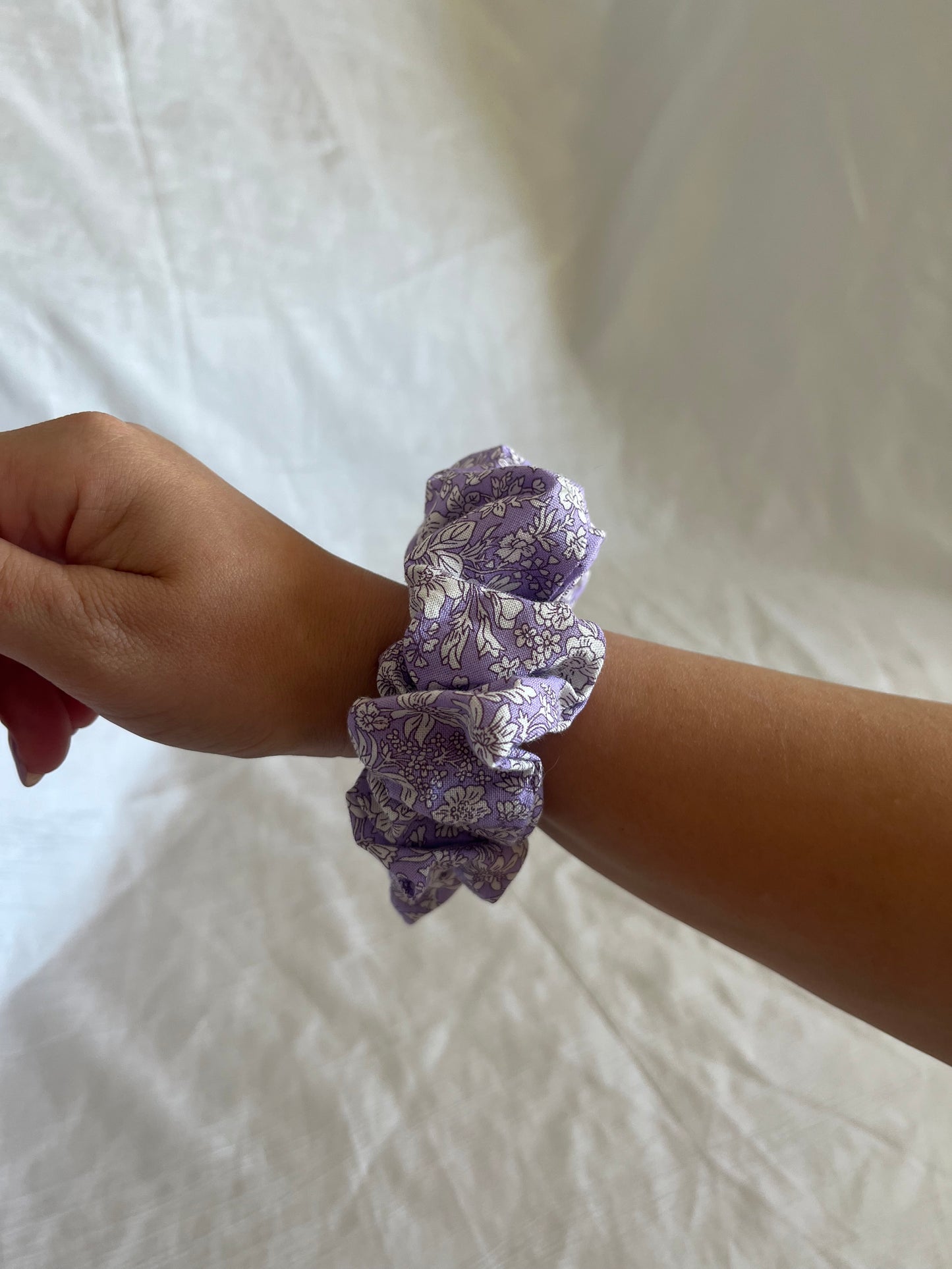 Chouchou Scrunchie en coton Fleuri Lilas 💜