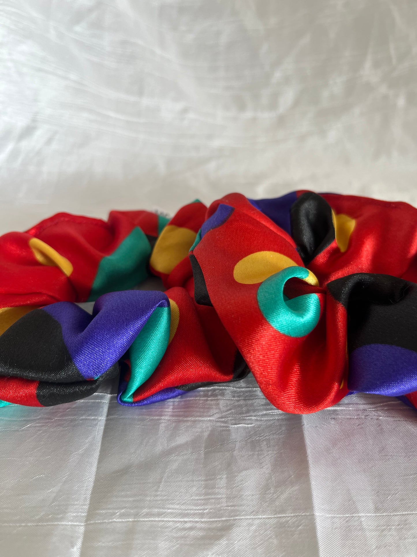 Chouchou Scrunchie en Polyester Confettis
