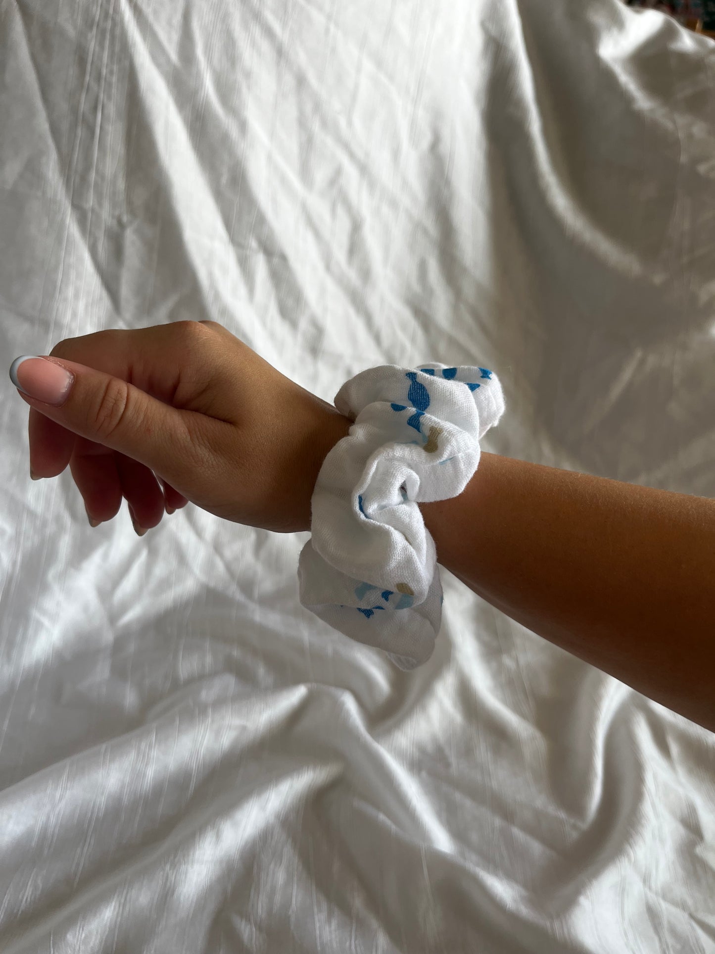 Chouchou Scrunchie en gaze Petits poissons 🐠