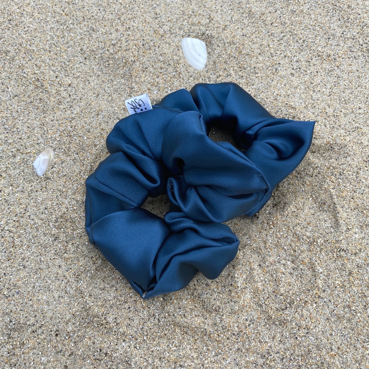 Chouchou Scrunchie en satin Bleu ocean