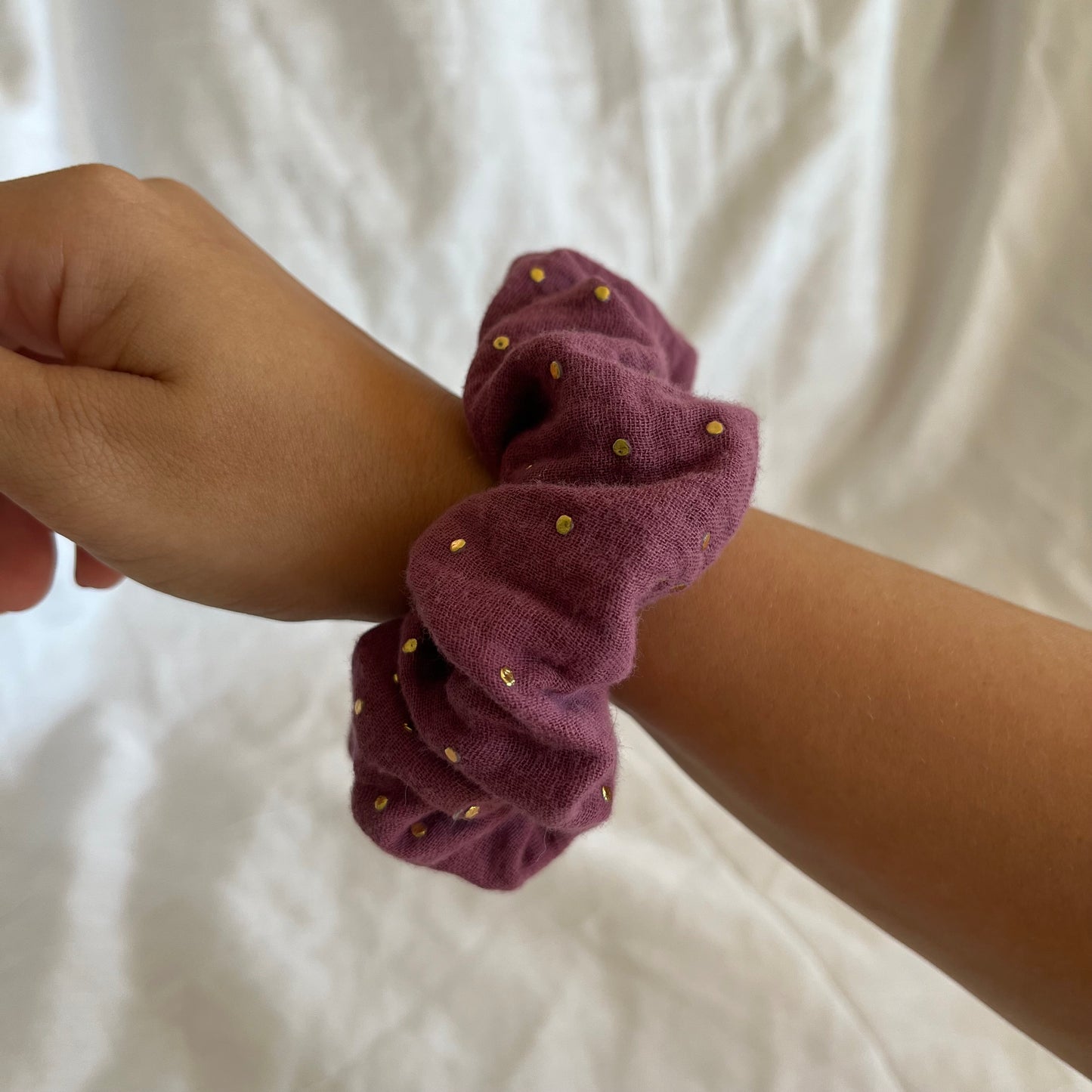 Chouchou Scrunchie en gaze de coton Violine