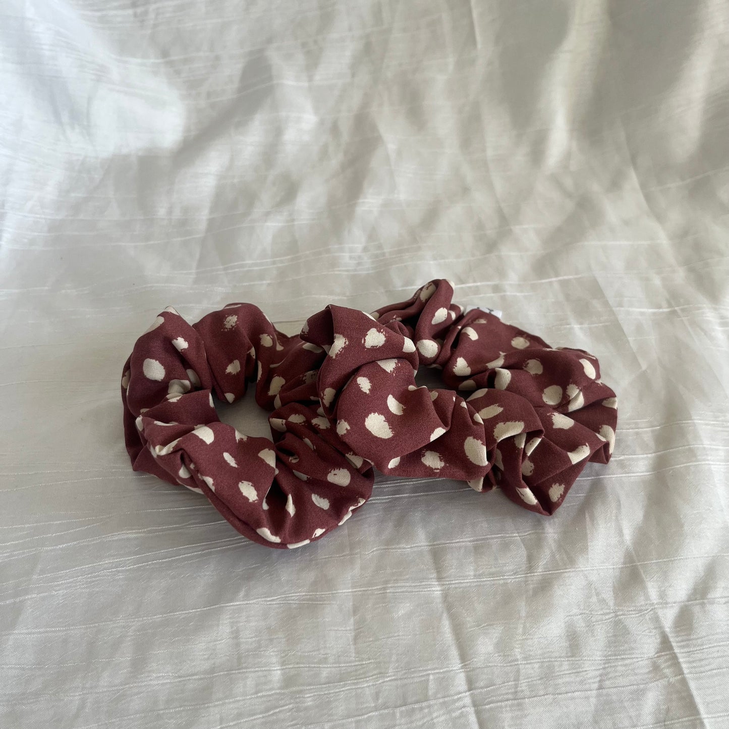 Chouchou Scrunchie en coton pois mauve