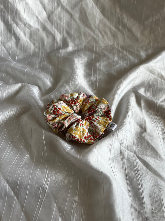 Chouchou Scrunchie en gaze Champs de fleurs ☀️