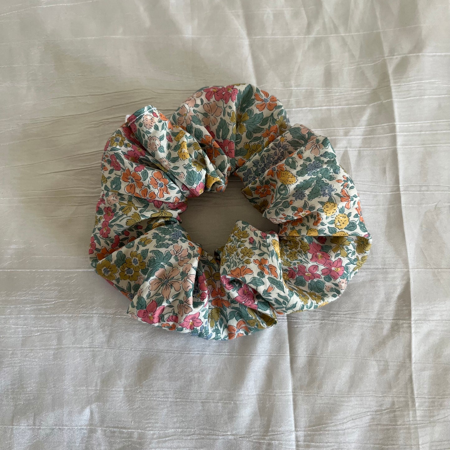 Chouchou Scrunchie en coton Fleurs Pastels