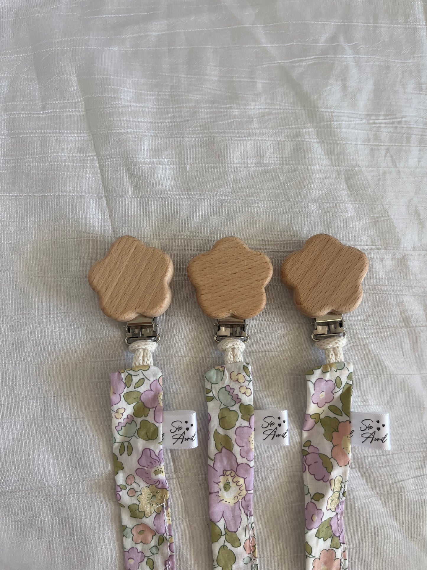 Attache tétine Liberty Lilas 💜