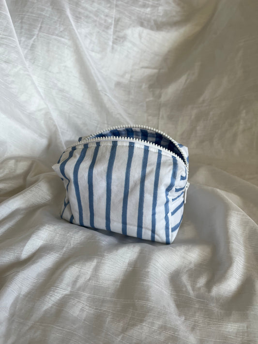 Trousse rayé